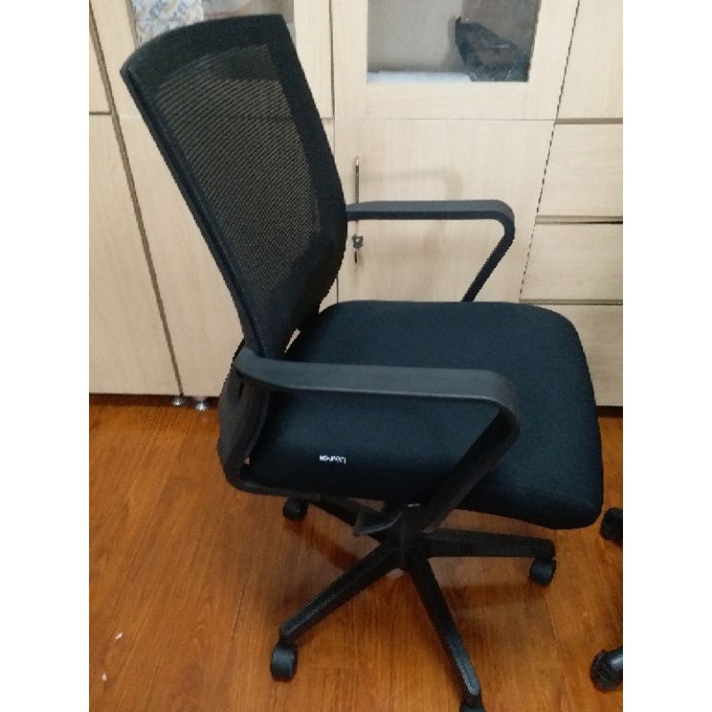 Ghế lưới nhân viên GL117 chân nhựa